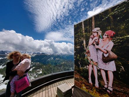 höchste Ausstellung am Nebelhorn - Ellen von Unwerth