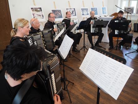 Ensemble des Akkordeon-Orchesters Bayer Leverkusen e.V.