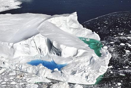 Bernhard Pfeiff - Melting ice by climate change - FIAP-Gold - 5. NAPSL
