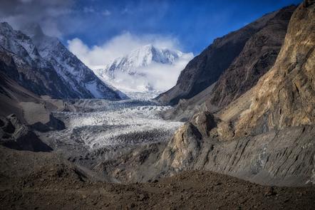 4.-10. Platz - Urkunde - Hans-Peter Gebel - FOTOCLUB ERDING - Passu Glacier Karakorum